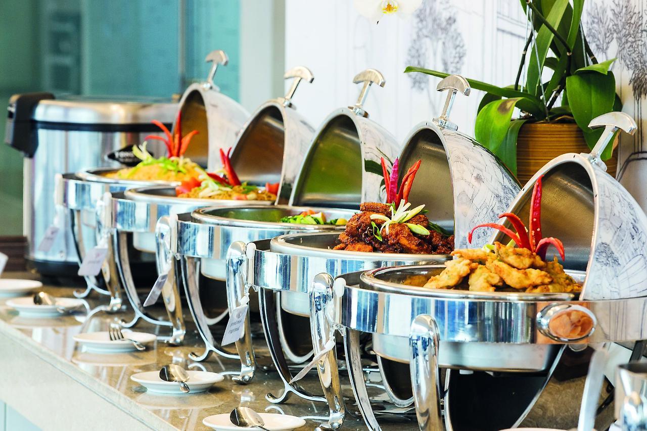 Amaris Hotel Darmo Surabaya Kültér fotó